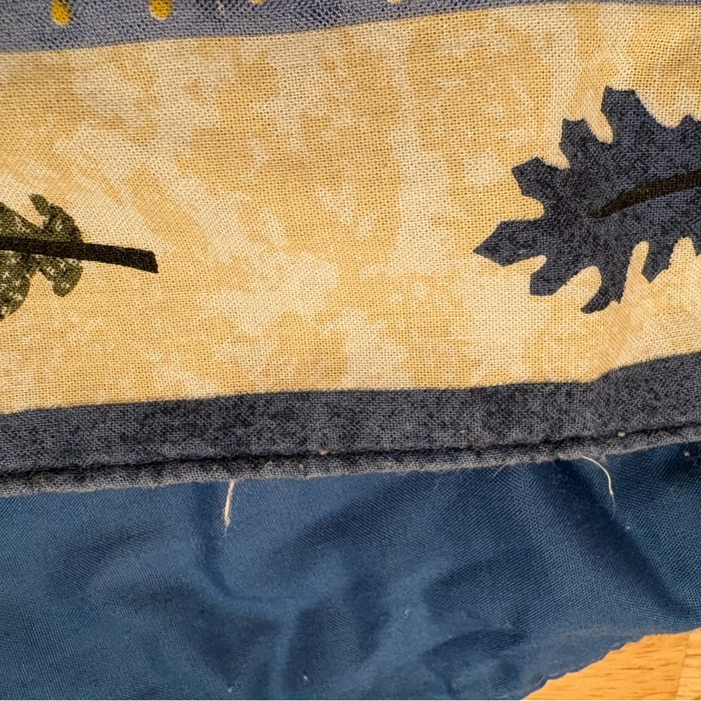 Fall Themed table runner - Picture 3 of 4
